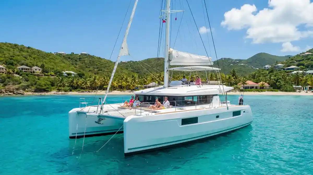 Catamaran charter St Maarten